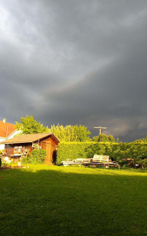 Bed and Breakfast Le Grive Chevremont Екстер'єр фото